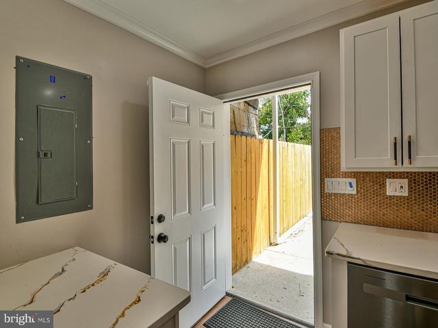1315 N WASHINGTON ST, Baltimore, MD 21213