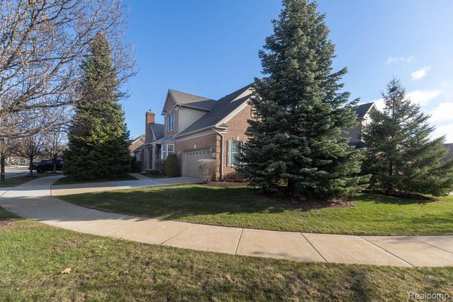 45042 Broadmoor Circle S, Northville Township, MI 48168