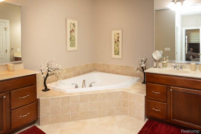45042 Broadmoor Circle S, Northville Township, MI 48168