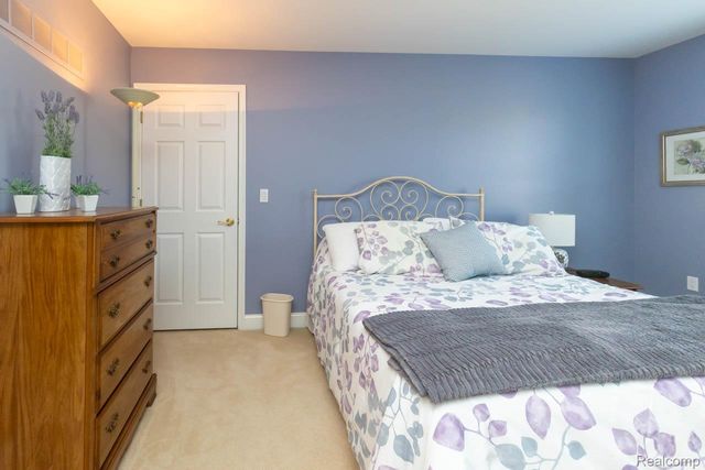 45042 Broadmoor Circle S, Northville Township, MI 48168