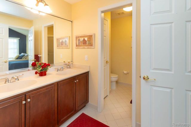 45042 Broadmoor Circle S, Northville Township, MI 48168