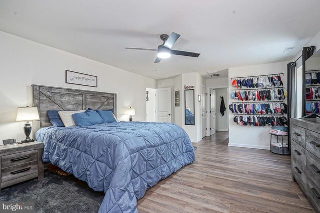 8 EMILIE CT, Buena, NJ 08310