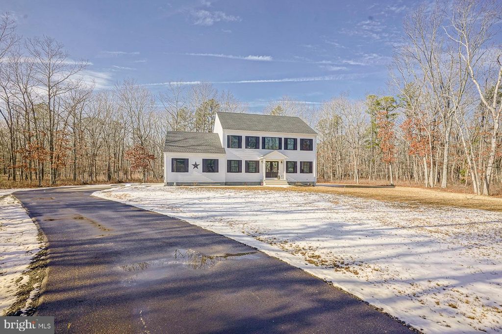 8 EMILIE CT, Buena, NJ 08310