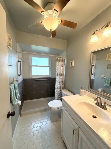 5602 12TH AVENUE W 5602, Bradenton, FL 34209