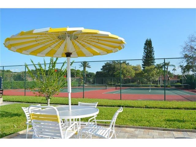 5602 12TH AVENUE W 5602, Bradenton, FL 34209