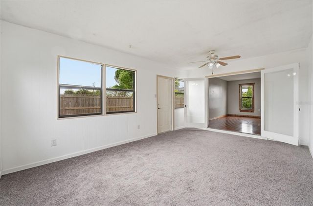 121 CRANE RD, Venice, FL 34293