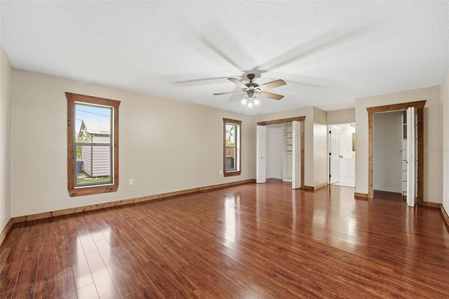 121 CRANE RD, Venice, FL 34293