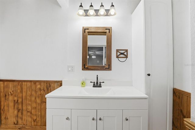 121 CRANE RD, Venice, FL 34293