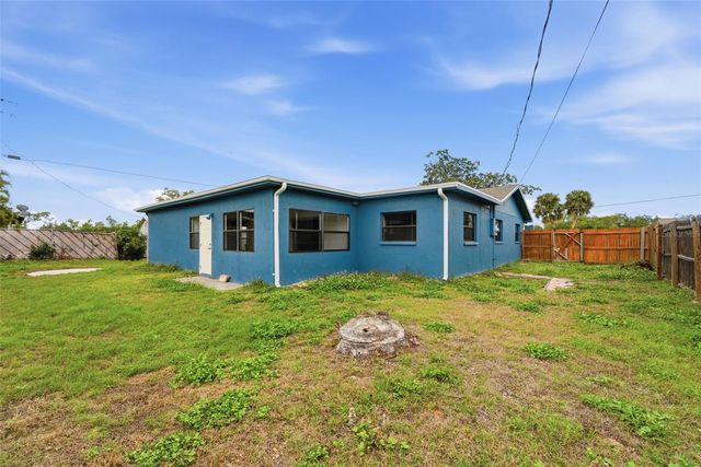 121 CRANE RD, Venice, FL 34293