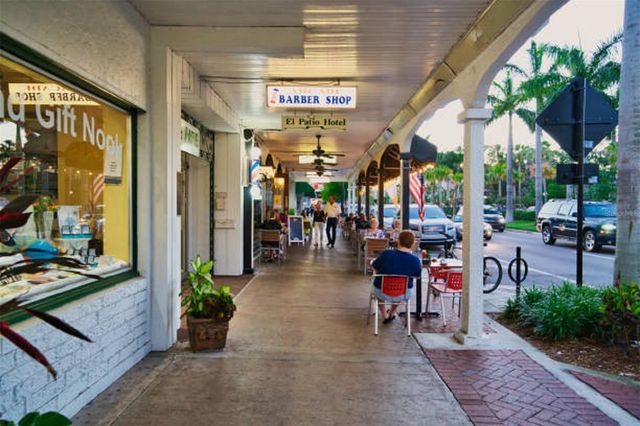 121 CRANE RD, Venice, FL 34293