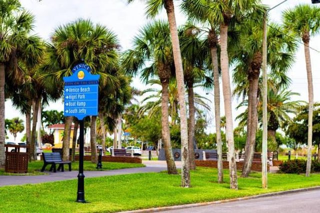 121 CRANE RD, Venice, FL 34293