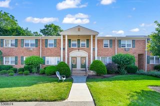 51 Roseland Ave 11, Caldwell Boro Twp., NJ 07006