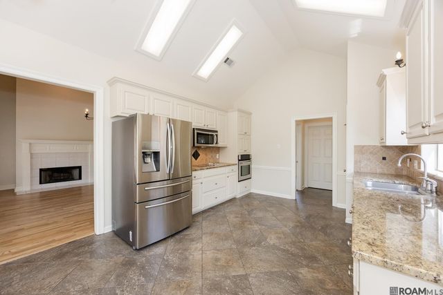 10726 Pinebrook Ave, Baton Rouge, LA 70809