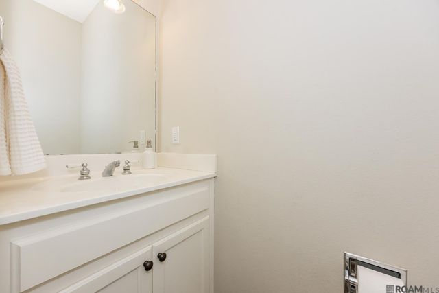 10726 Pinebrook Ave, Baton Rouge, LA 70809