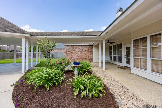 10726 Pinebrook Ave, Baton Rouge, LA 70809