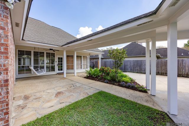 10726 Pinebrook Ave, Baton Rouge, LA 70809