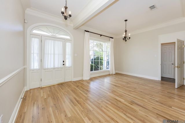 10726 Pinebrook Ave, Baton Rouge, LA 70809