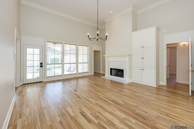 10726 Pinebrook Ave, Baton Rouge, LA 70809