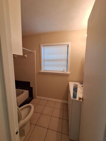 7214 Boggess Road, Houston, TX 77016