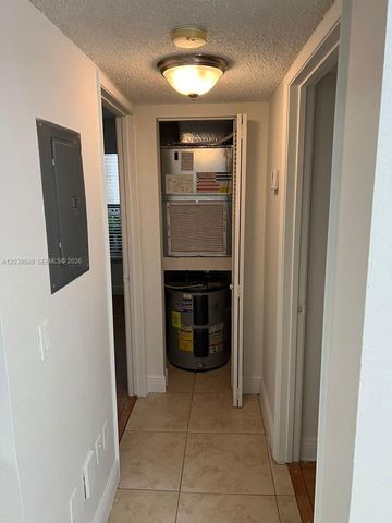 1561 Balfour Point Drive B, West Palm Beach, FL 33411