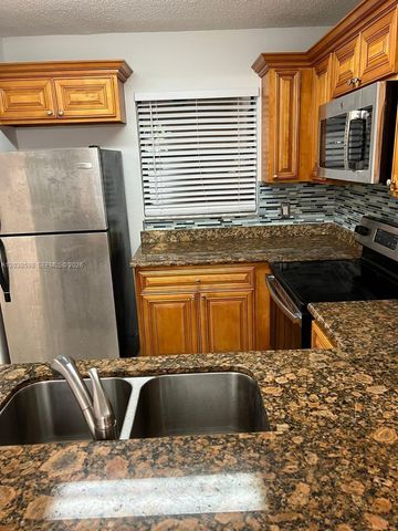1561 Balfour Point Drive B, West Palm Beach, FL 33411