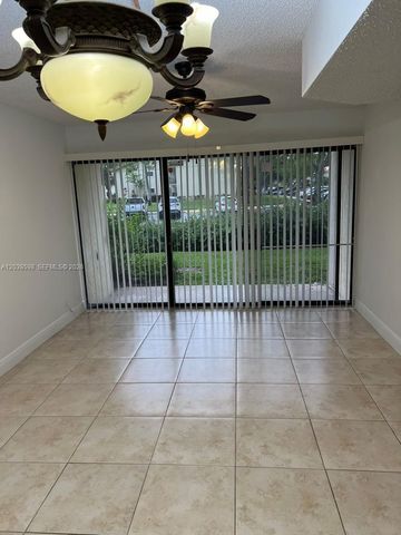 1561 Balfour Point Drive B, West Palm Beach, FL 33411