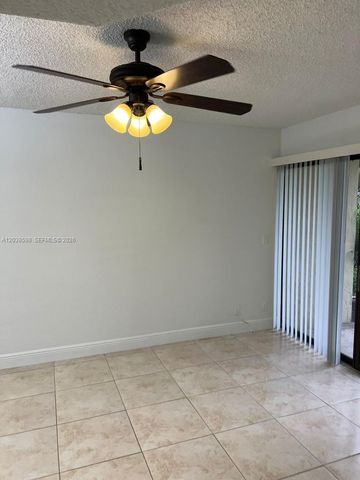 1561 Balfour Point Drive B, West Palm Beach, FL 33411