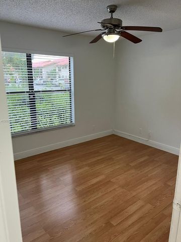 1561 Balfour Point Drive B, West Palm Beach, FL 33411