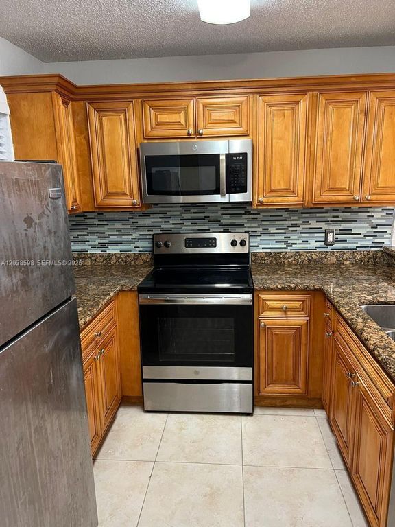 1561 Balfour Point Drive B, West Palm Beach, FL 33411