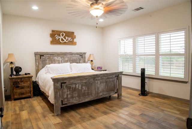 105 Sonora DR, Bertram, TX 78605