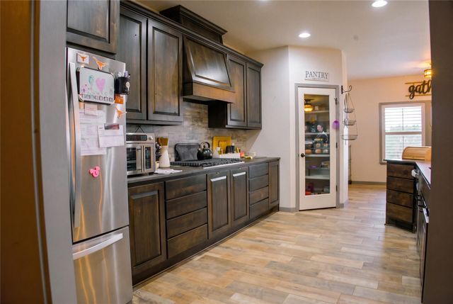 105 Sonora DR, Bertram, TX 78605