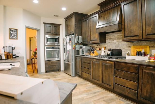 105 Sonora DR, Bertram, TX 78605