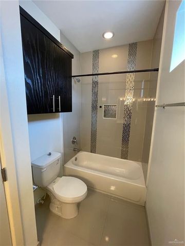 1312 E Daffodil Avenue A, Mcallen, TX 78501