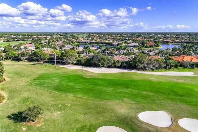 9034 Shenendoah CIR, Naples, FL 34113