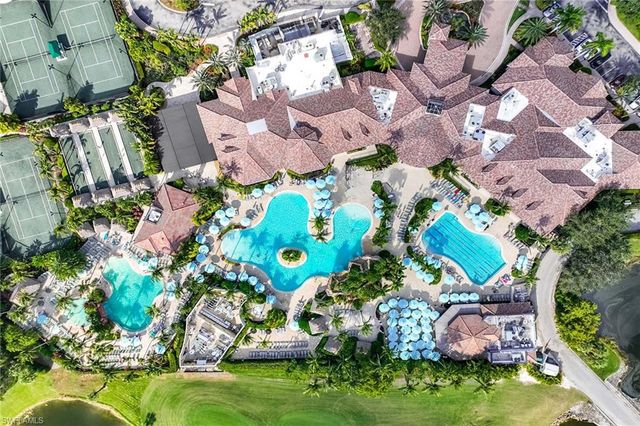 9034 Shenendoah CIR, Naples, FL 34113