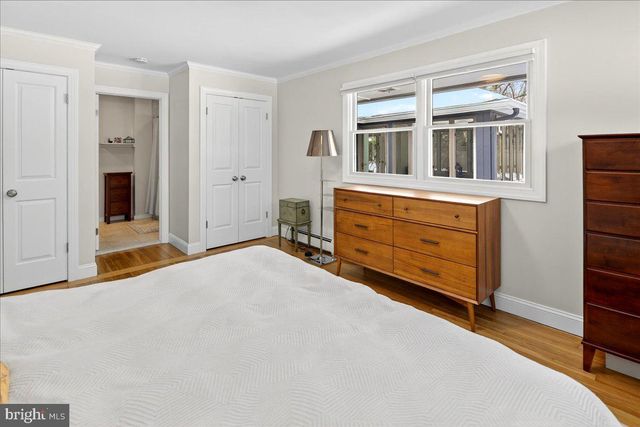 14 BALDWIN ST, Pennington, NJ 08534