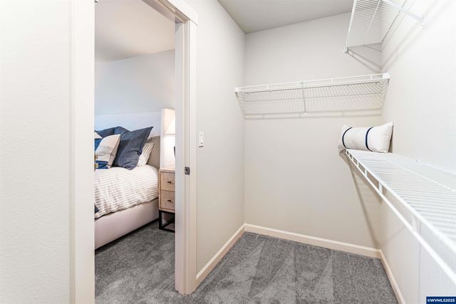 974 Legacy Ln, Eugene, OR 97402