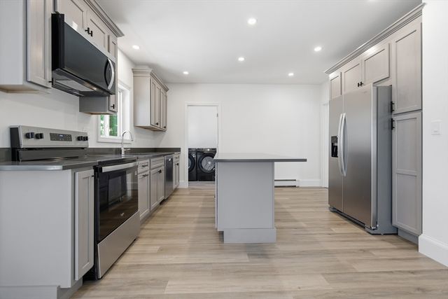 40 Concord Ave 1, Somerville, MA 02143