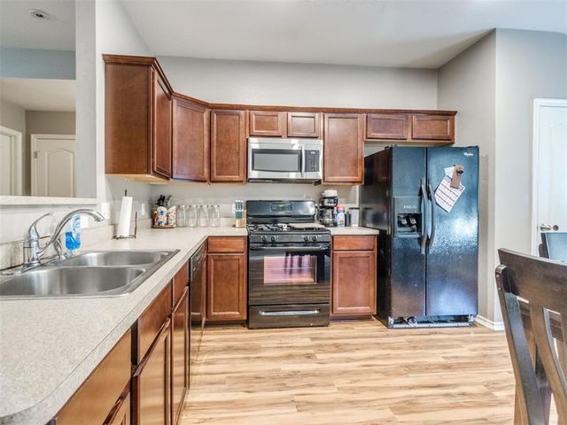 9636 Emilie Grace Lane, Moore, OK 73160