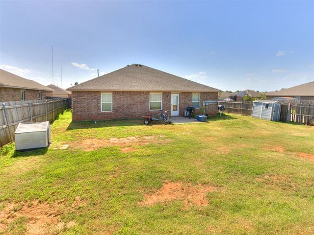 9636 Emilie Grace Lane, Moore, OK 73160