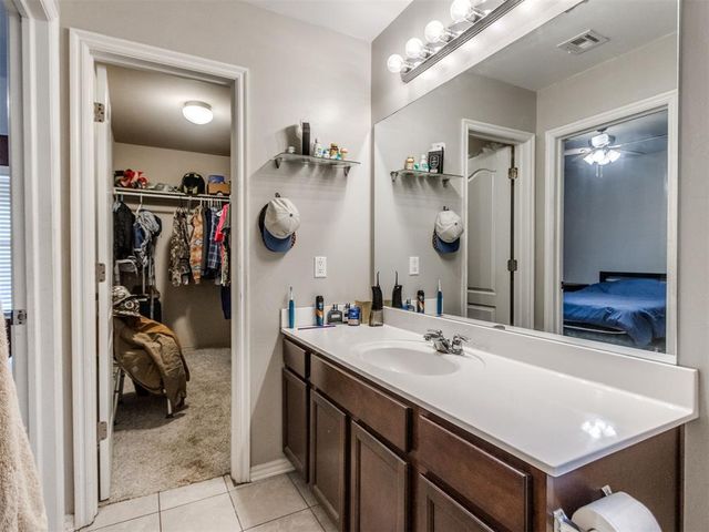 9636 Emilie Grace Lane, Moore, OK 73160