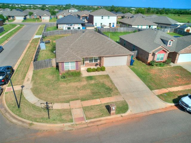 9636 Emilie Grace Lane, Moore, OK 73160
