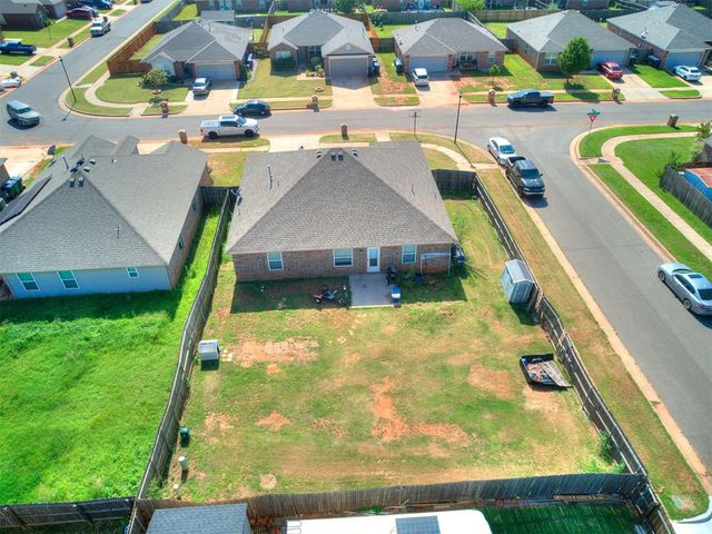 9636 Emilie Grace Lane, Moore, OK 73160