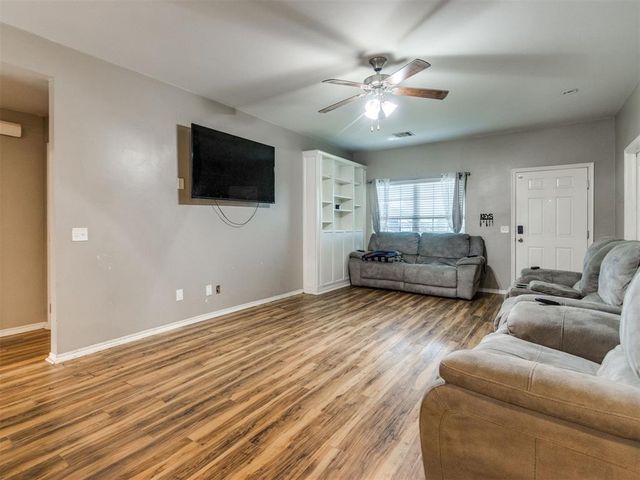 9636 Emilie Grace Lane, Moore, OK 73160