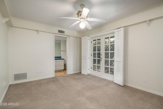 211 W KALER Drive, Phoenix, AZ 85021