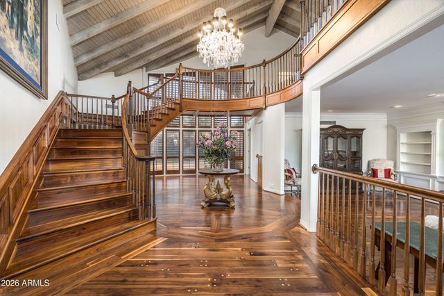 211 W KALER Drive, Phoenix, AZ 85021