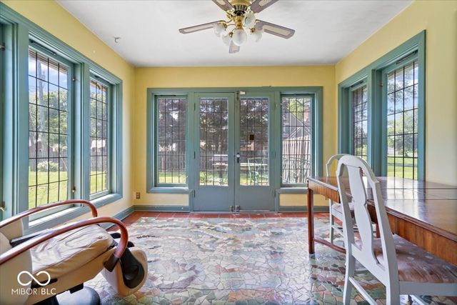 325 Winding Way, Anderson, IN 46011