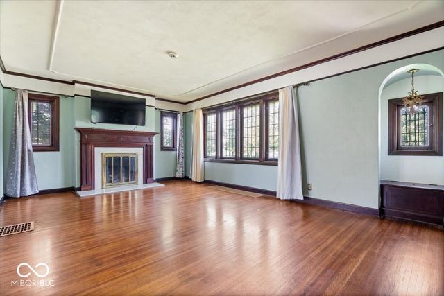325 Winding Way, Anderson, IN 46011