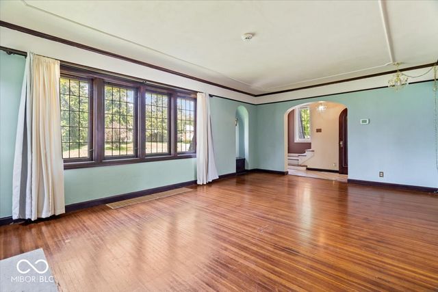 325 Winding Way, Anderson, IN 46011