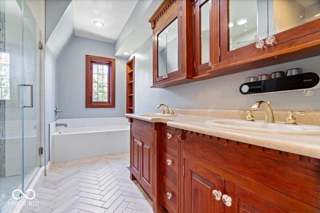 325 Winding Way, Anderson, IN 46011